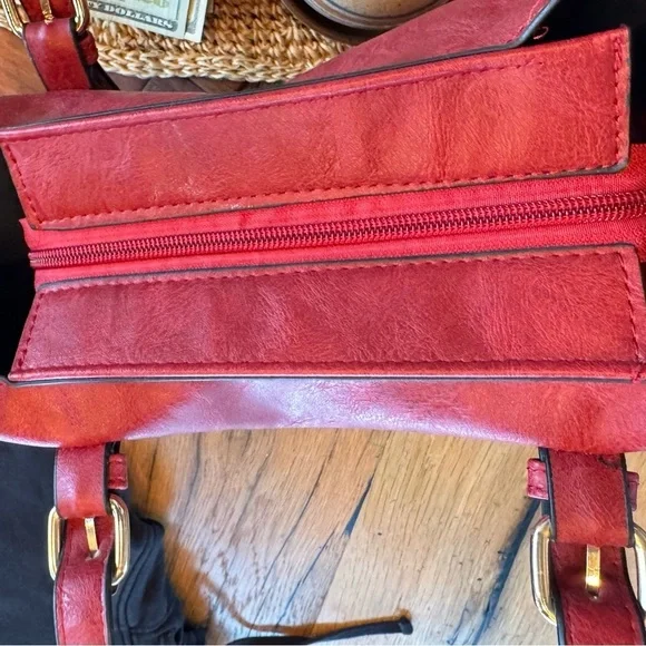 Red Purse Tote Shoulder Bag NWOT - Picture 3 of 4
